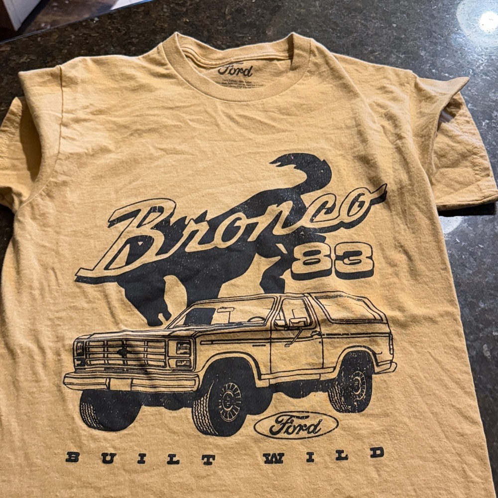 Ford Bronco '83 Mustard Tee